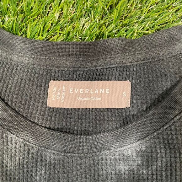 Everlane green tie-dye organic cotton thermal waffle short sleeve t-shirt (S) - Picture 3 of 4